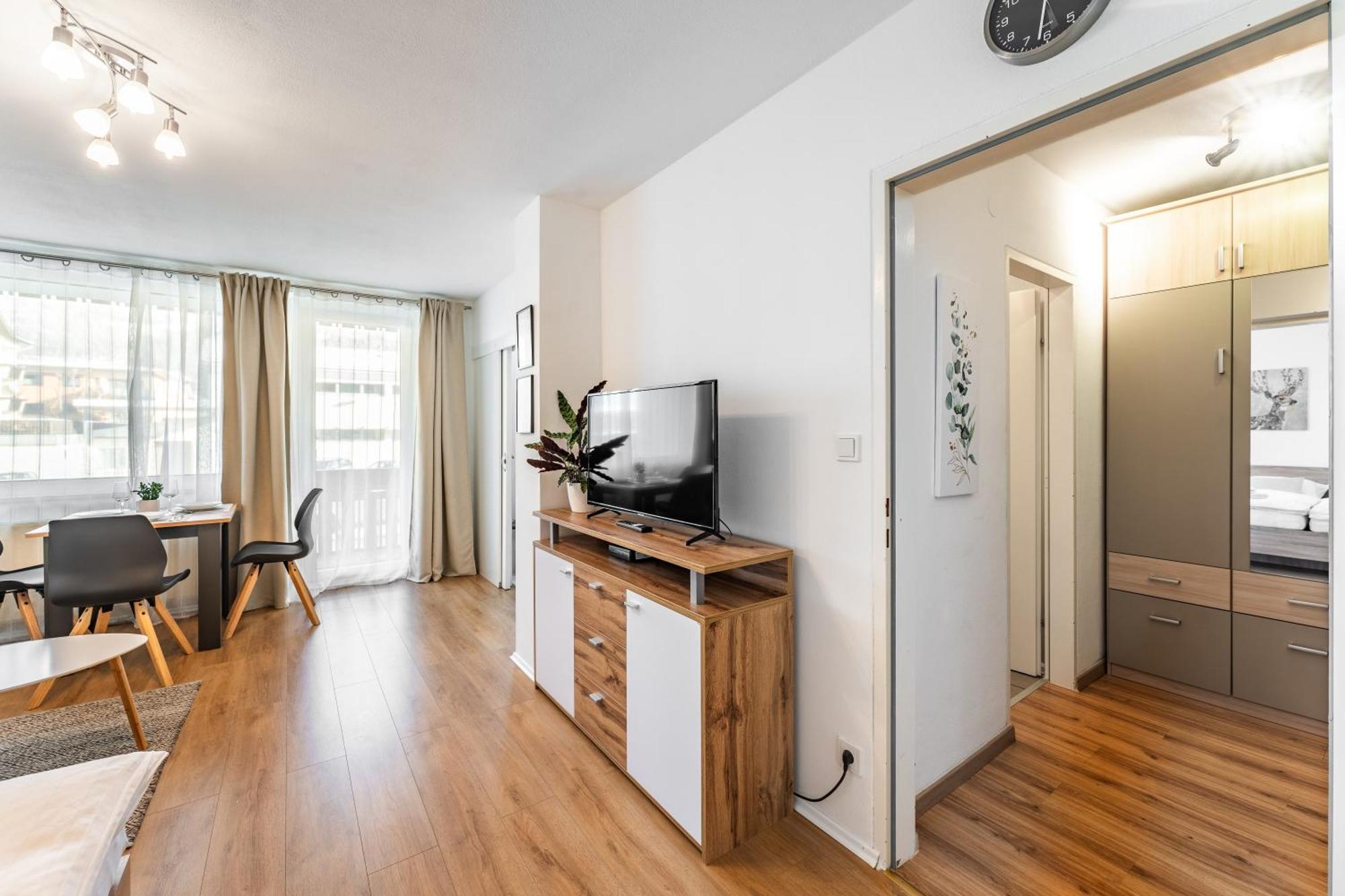 Billys Apartment Zentrum, Renoviert, Garage, Netflix Мондзее Екстериор снимка